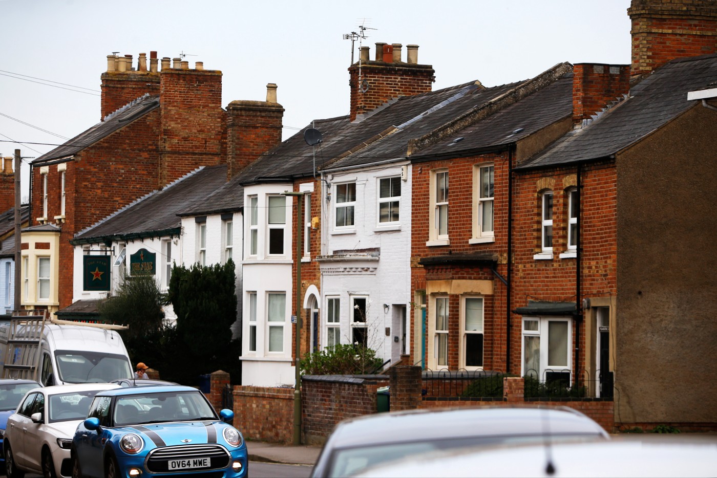 A row of terraced houses in East Oxford
