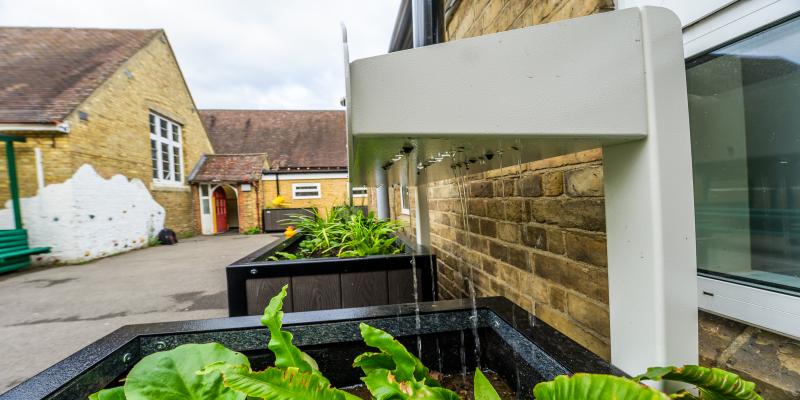 Suds planters