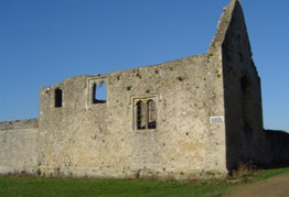 Ruin in Wolvercote with Godstow Conservation Area