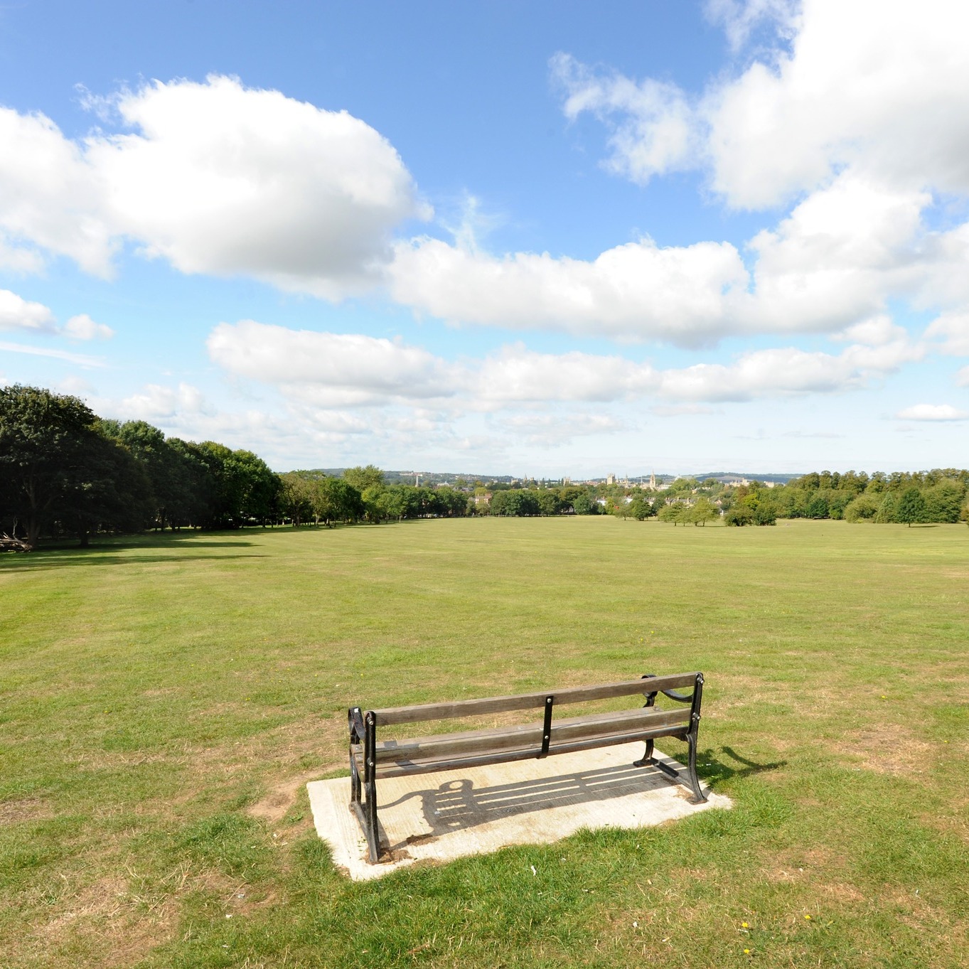 a bench in south park, oxford